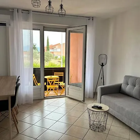 T3 6 Personnes Avec Terrasse, Wifi, Climatisation * קאנט אן רוסיון
