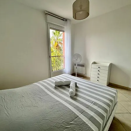 T3 6 Personnes Avec Terrasse, Wifi, Climatisation * קאנט אן רוסיון