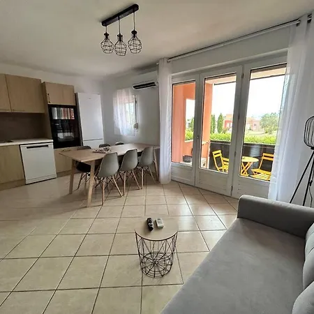 T3 6 Personnes Avec Terrasse, Wifi, Climatisation * קאנט אן רוסיון