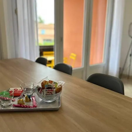 דירה T3 6 Personnes Avec Terrasse, Wifi, Climatisation