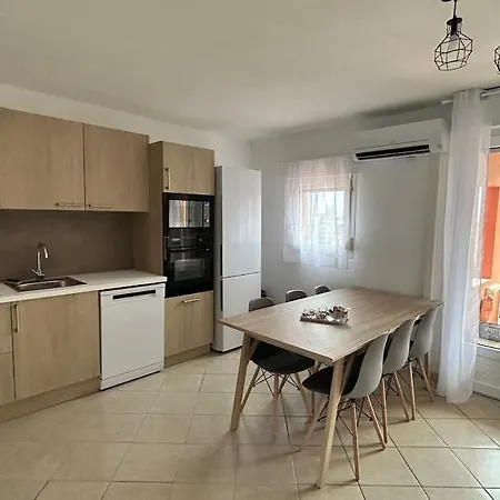 T3 6 Personnes Avec Terrasse, Wifi, Climatisation * קאנט אן רוסיון