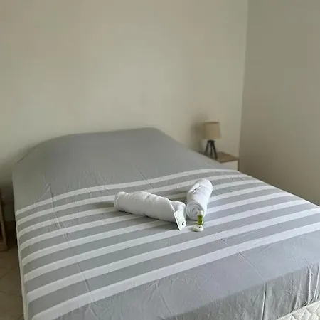 Apartment T3 6 Personnes Avec Terrasse, Wifi, Climatisation Canet-en-Roussillon
