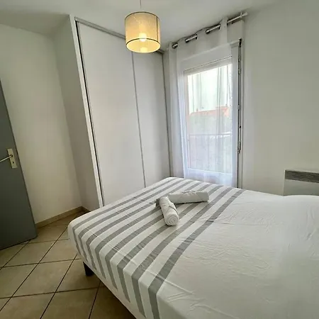 Apartment T3 6 Personnes Avec Terrasse, Wifi, Climatisation Canet-en-Roussillon