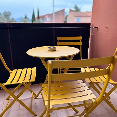דירה T3 6 Personnes Avec Terrasse, Wifi, Climatisation *